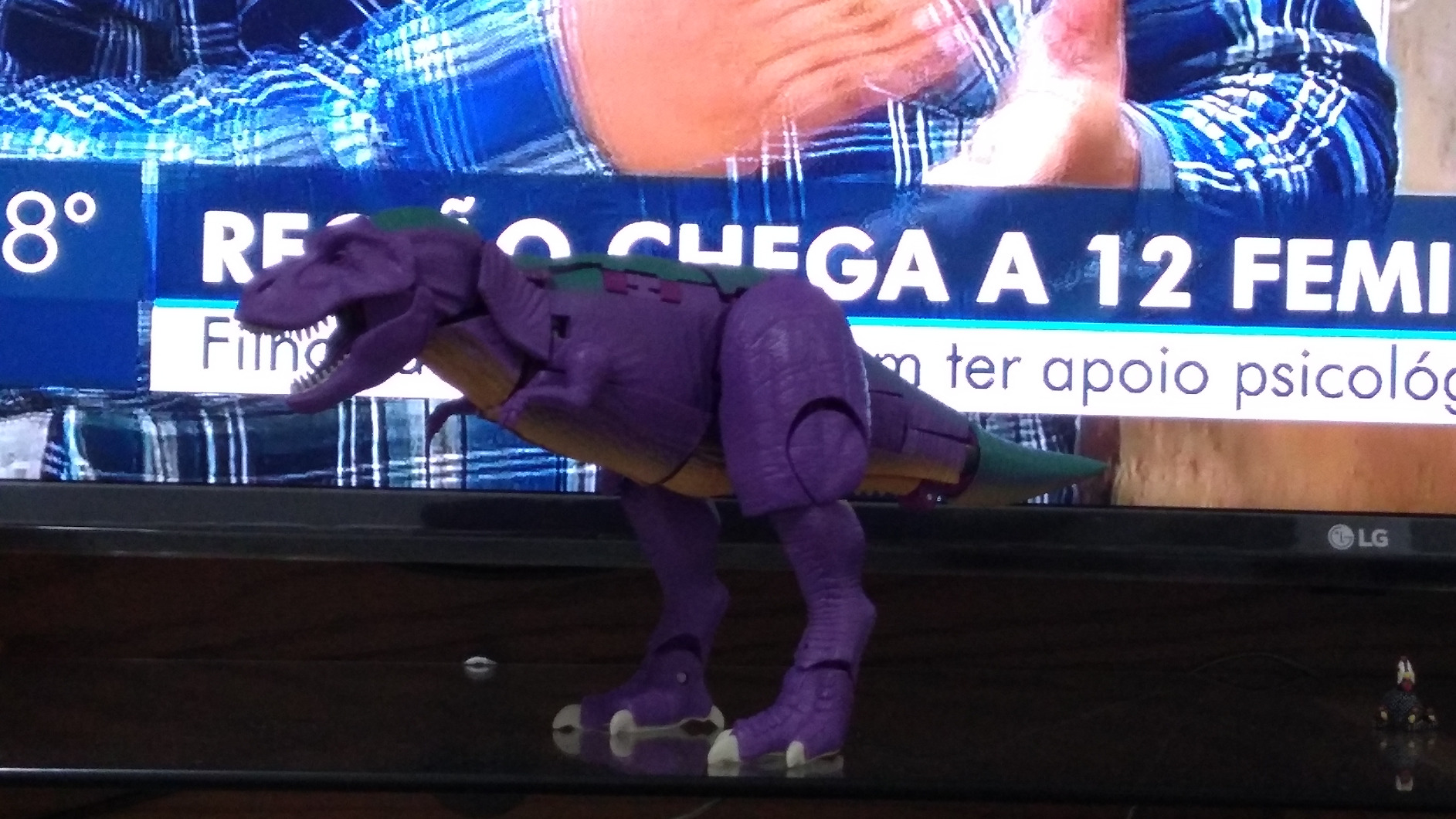 Transformers Kingdom WFC-K10 Megatron action figure 19 cm T-Rex