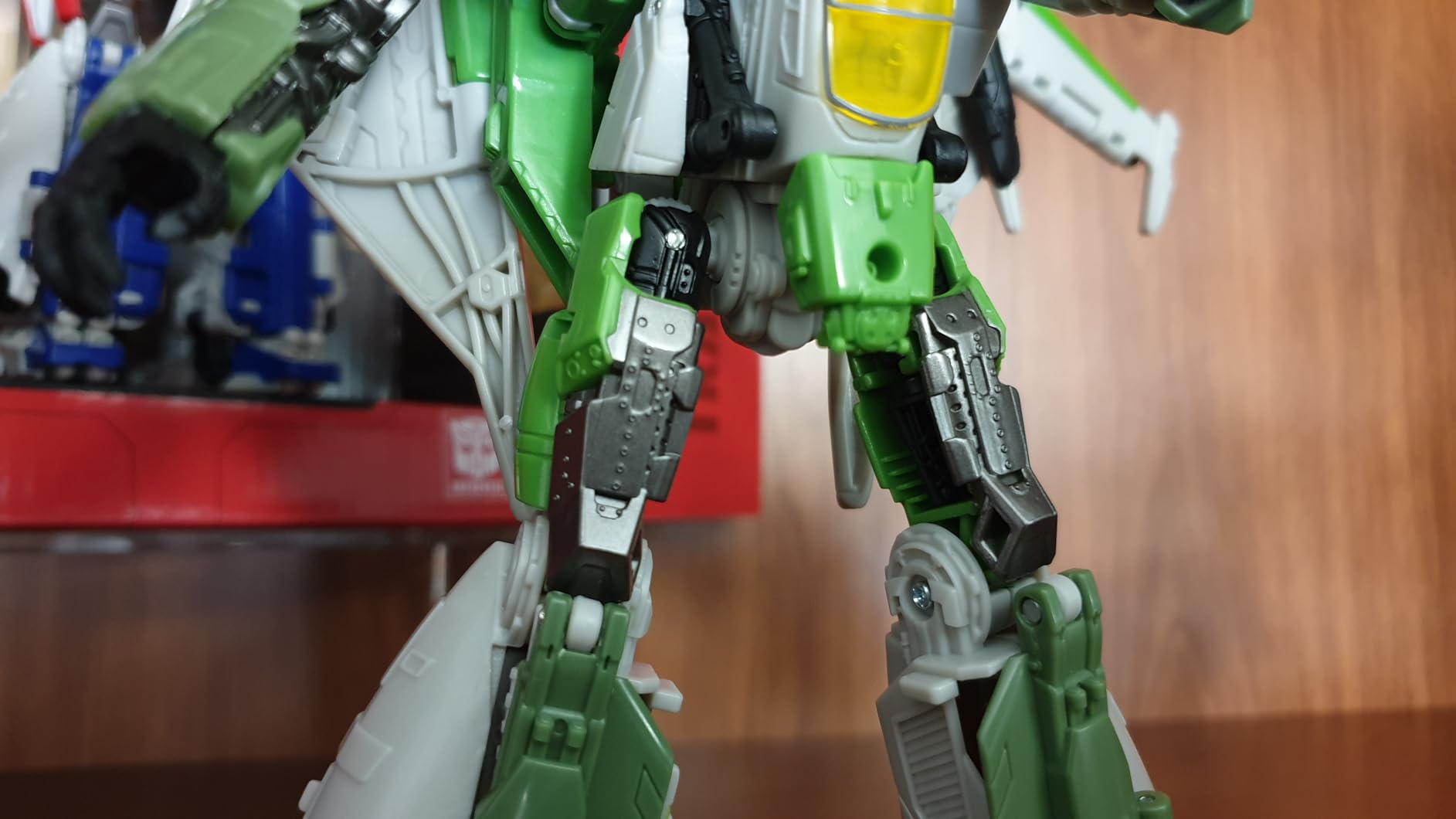 Transformers Studio Series 76 Thrust action figure 16,5 cm
