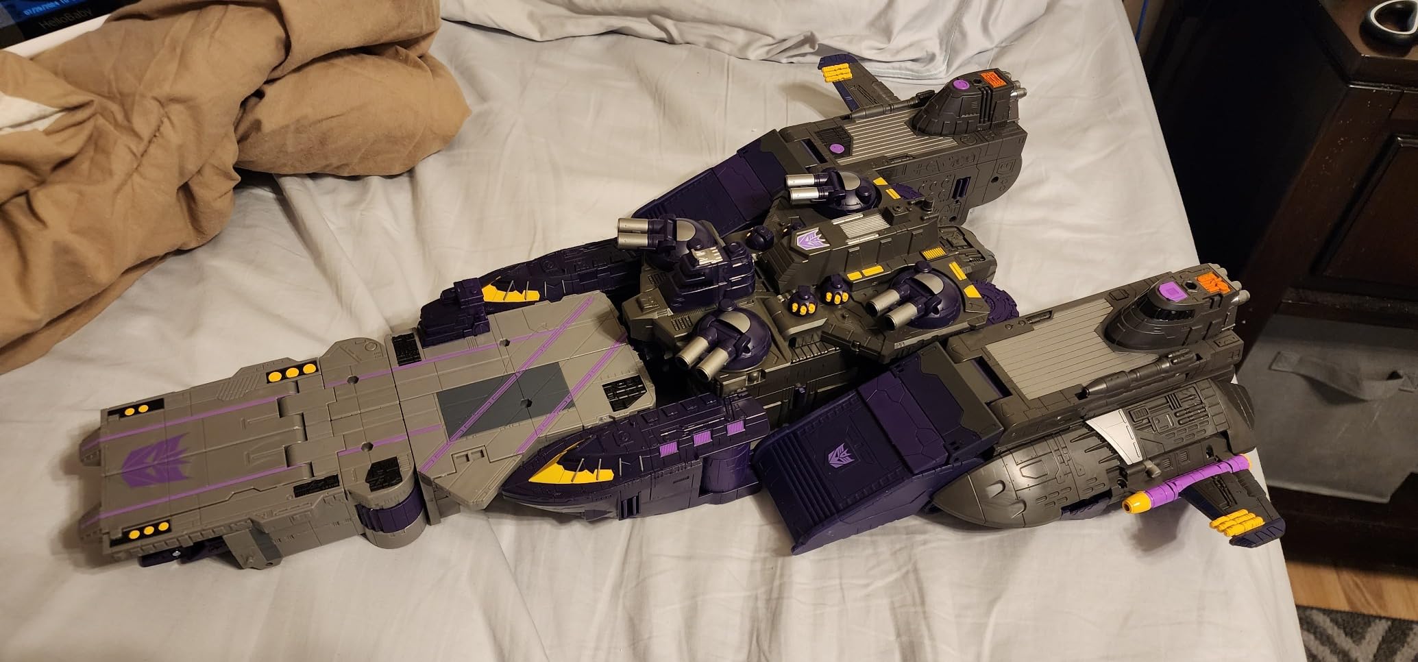 Transformers Legacy Tidal Wave Titan action figure 48,3 cm Armada