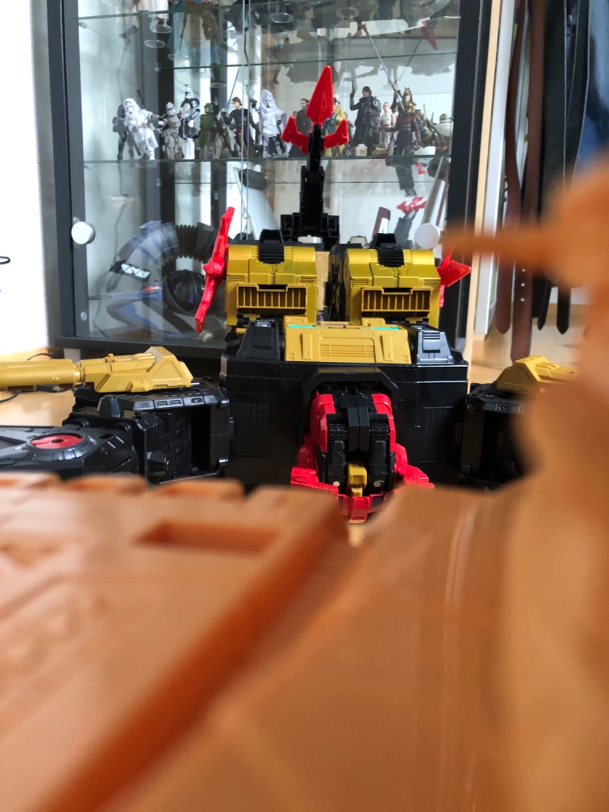 Transformers Generations Selects Black Zarak action figure 53,3 cm