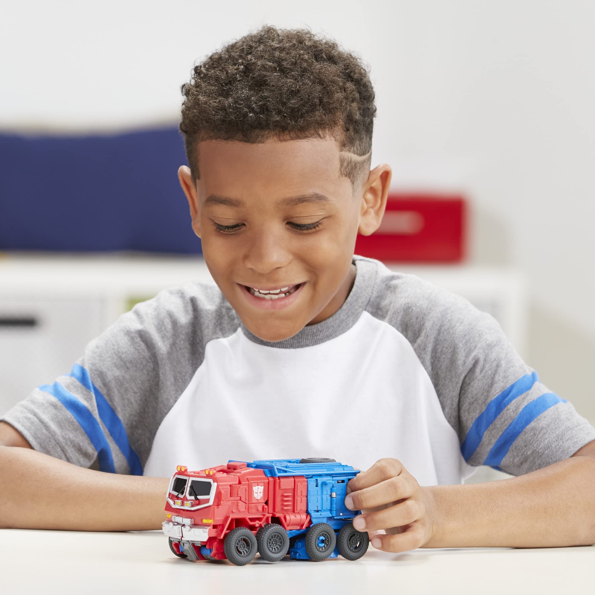 Transformers Cyberverse Optimus Prime smash changer 22,5 cm camion