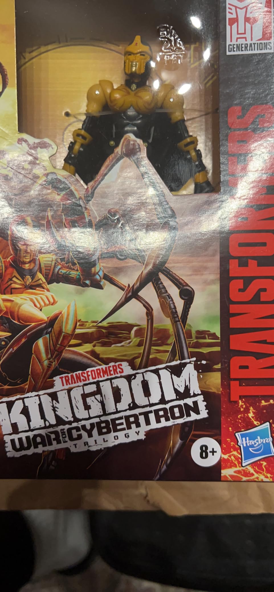 Transformers Kingdom WFC-K6 Warpath action figure 14 cm carro