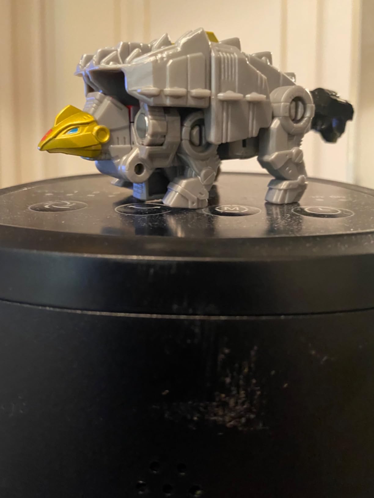 Transformers Legacy Dinobot Scarr Action Figure 8,5 cm Volcanicus