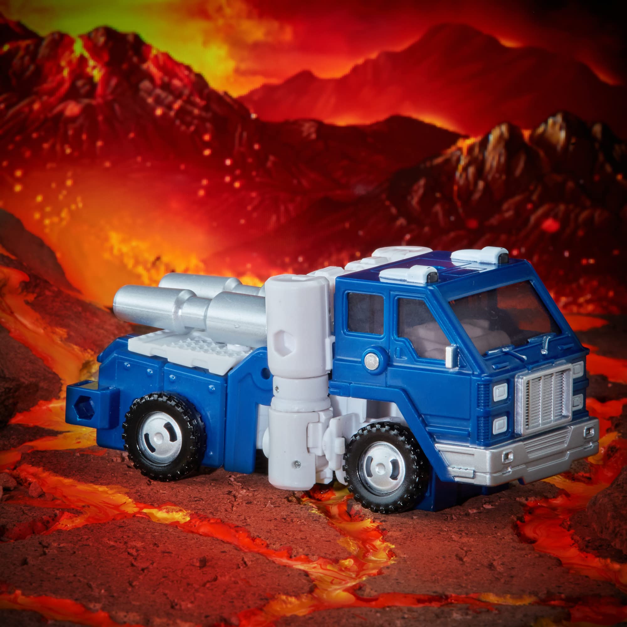 Transformers Kingdom WFC-K32 Pipes action figure 14 cm