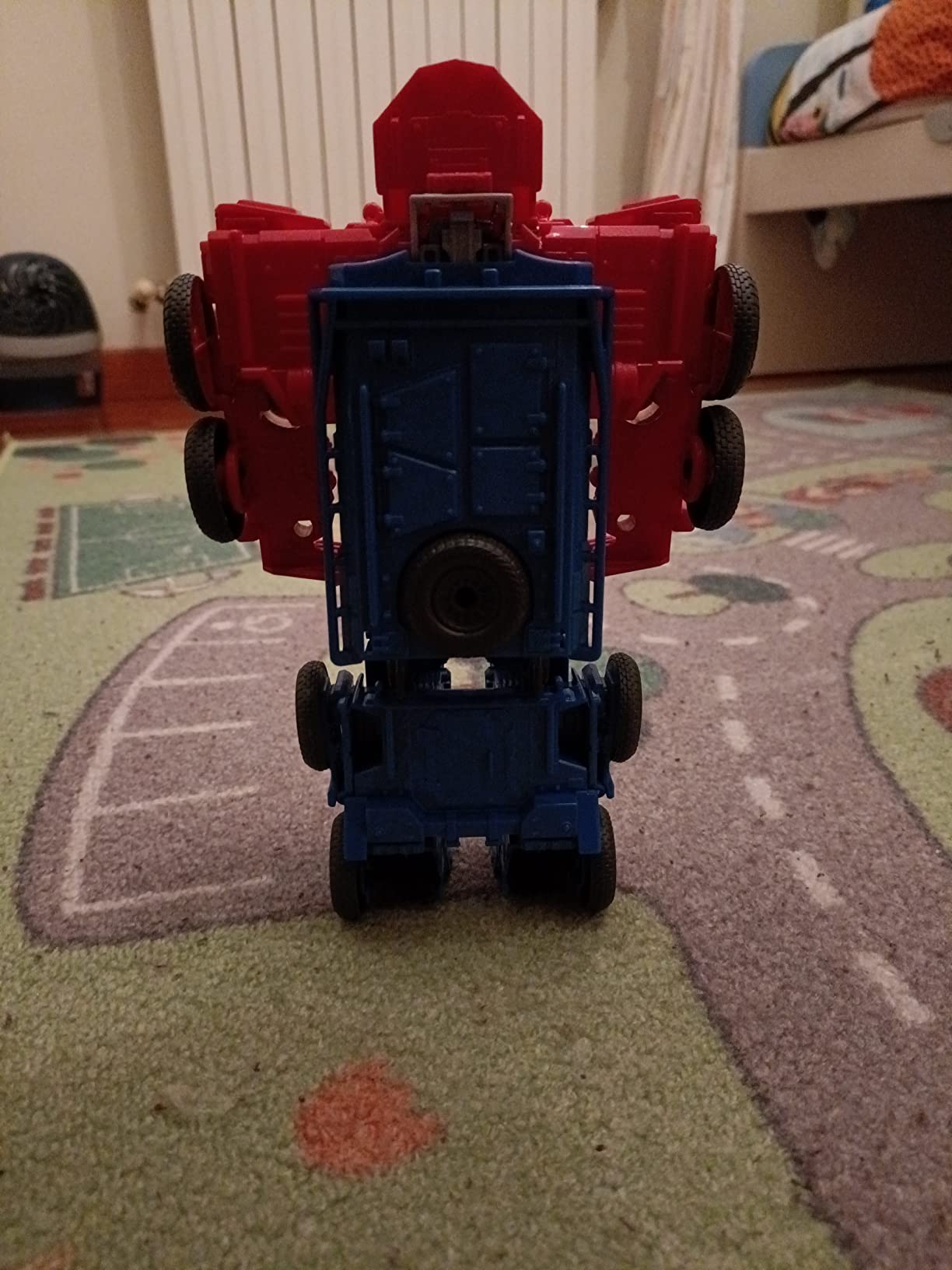 Transformers Cyberverse Optimus Prime smash changer 22,5 cm camion