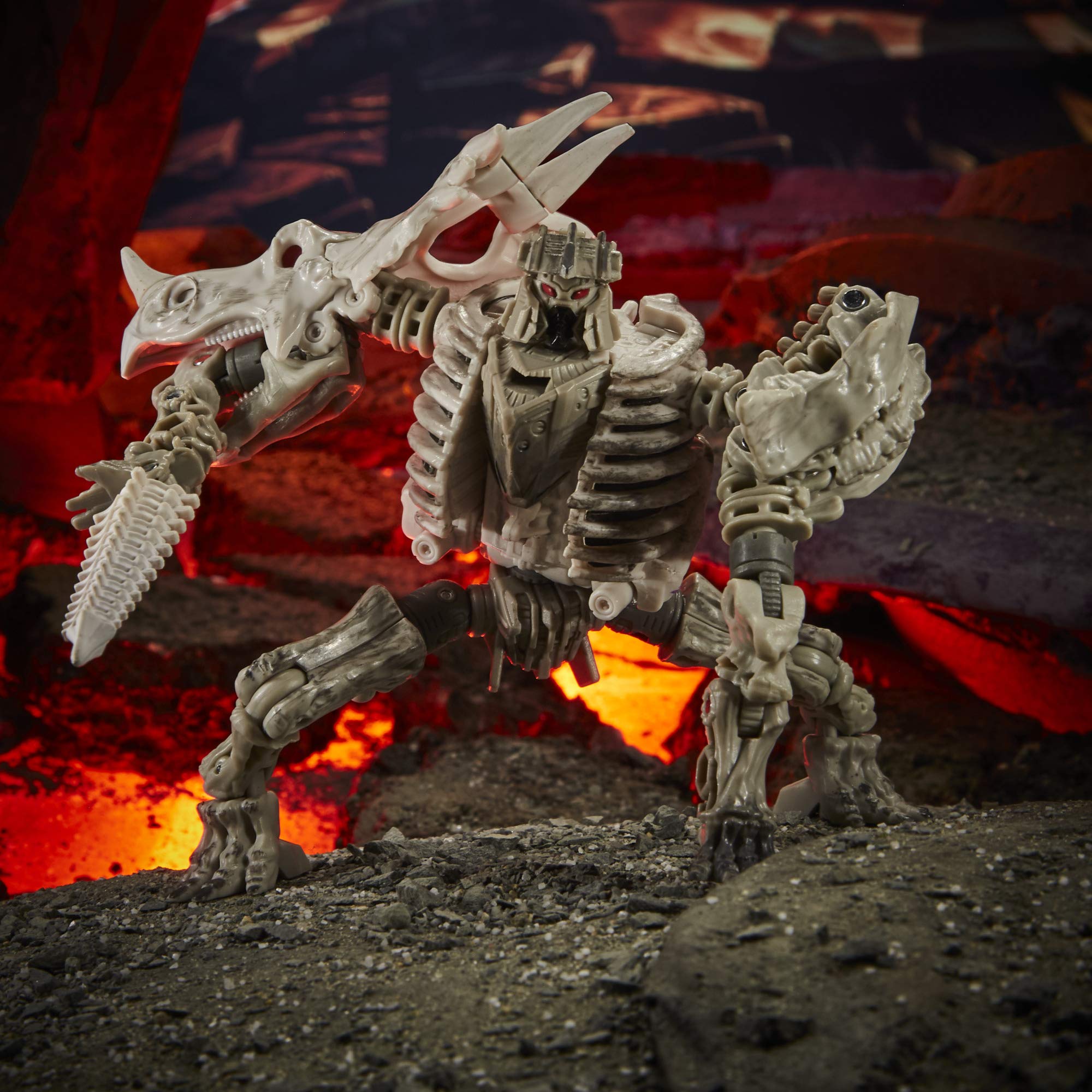 Transformers War for Cybertron Kingdom Ractonite WFC-K15 action figure