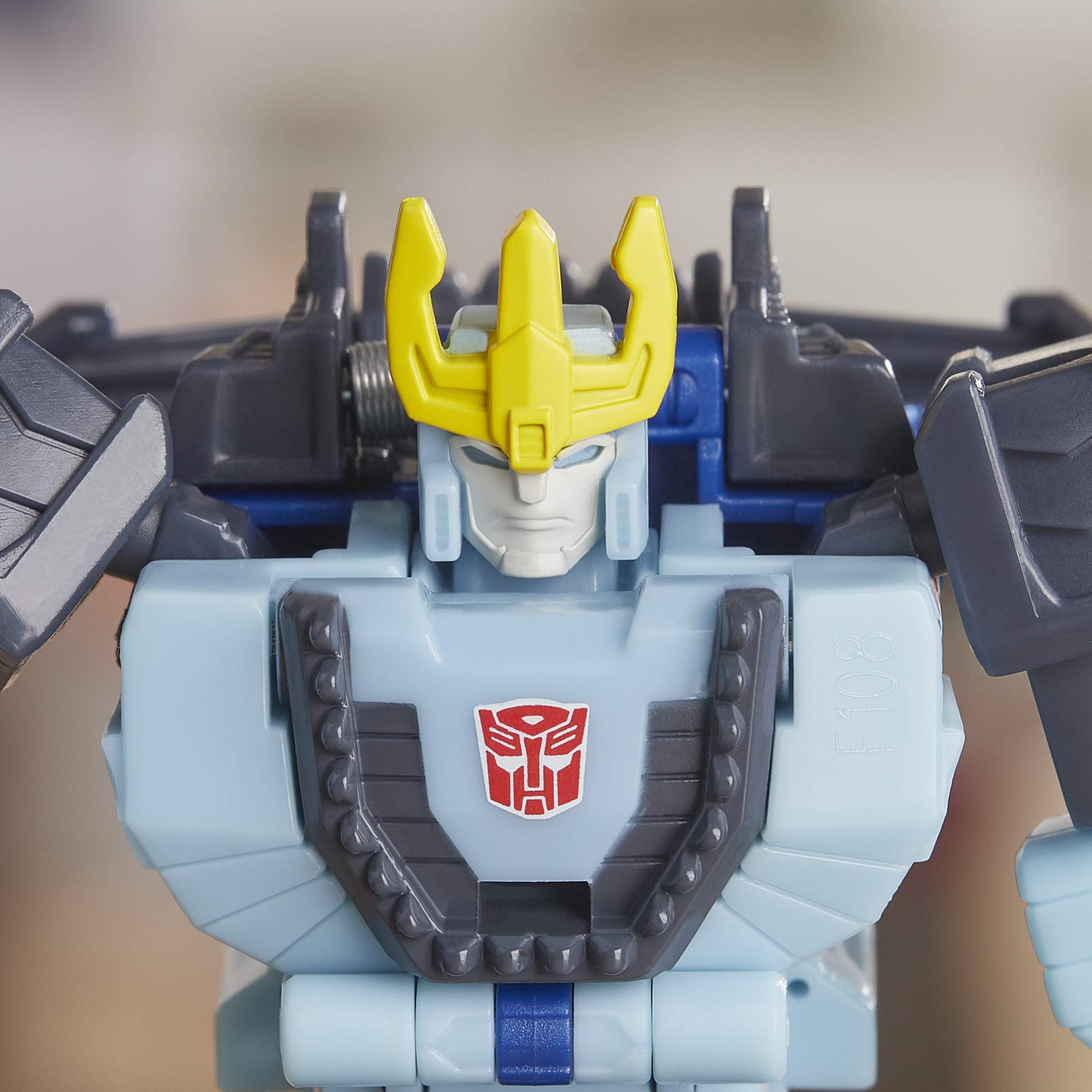 Transformers Cyberverse Hammerbyte action figure 13,7 cm squalo