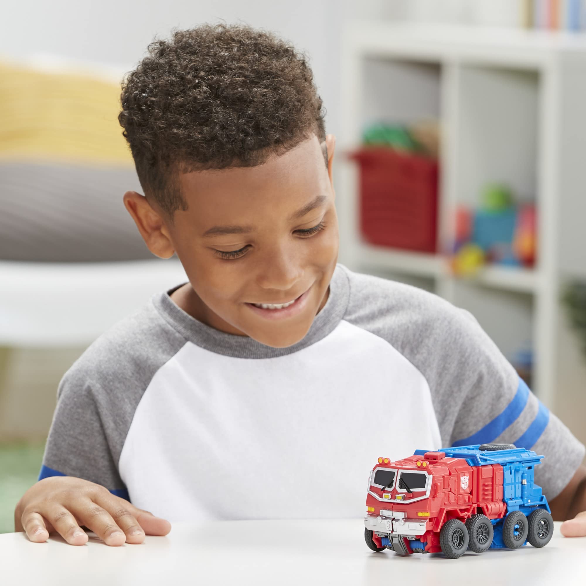 Transformers Cyberverse Optimus Prime smash changer 22,5 cm camion