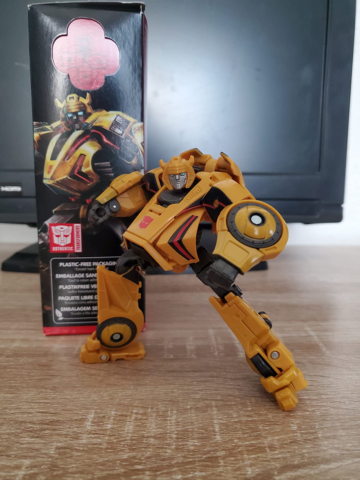 Transformers Studio Series 01 Bumblebee action figure 11,4 cm snodabile
