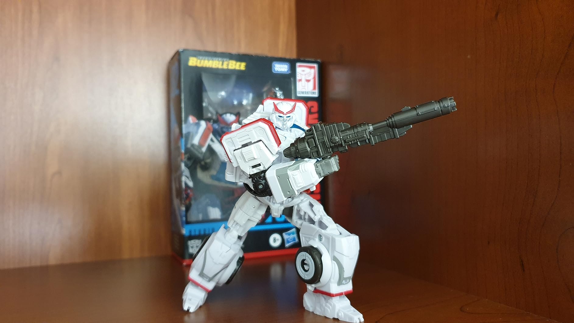 Transformers Studio Series 82 Ratchet Deluxe action figure 11 cm veicolo