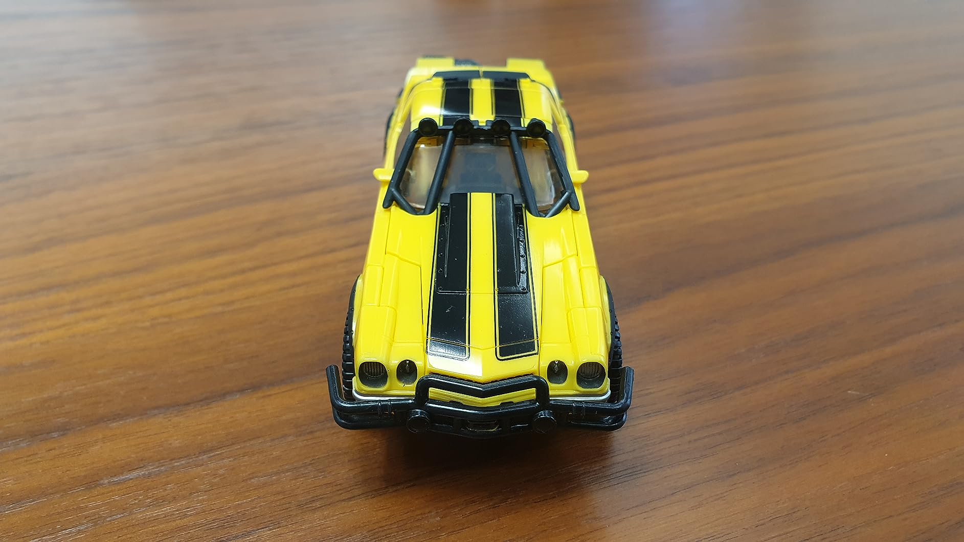 Transformers Studio Series Bumblebee 100 action figure Deluxe 11 cm Camaro