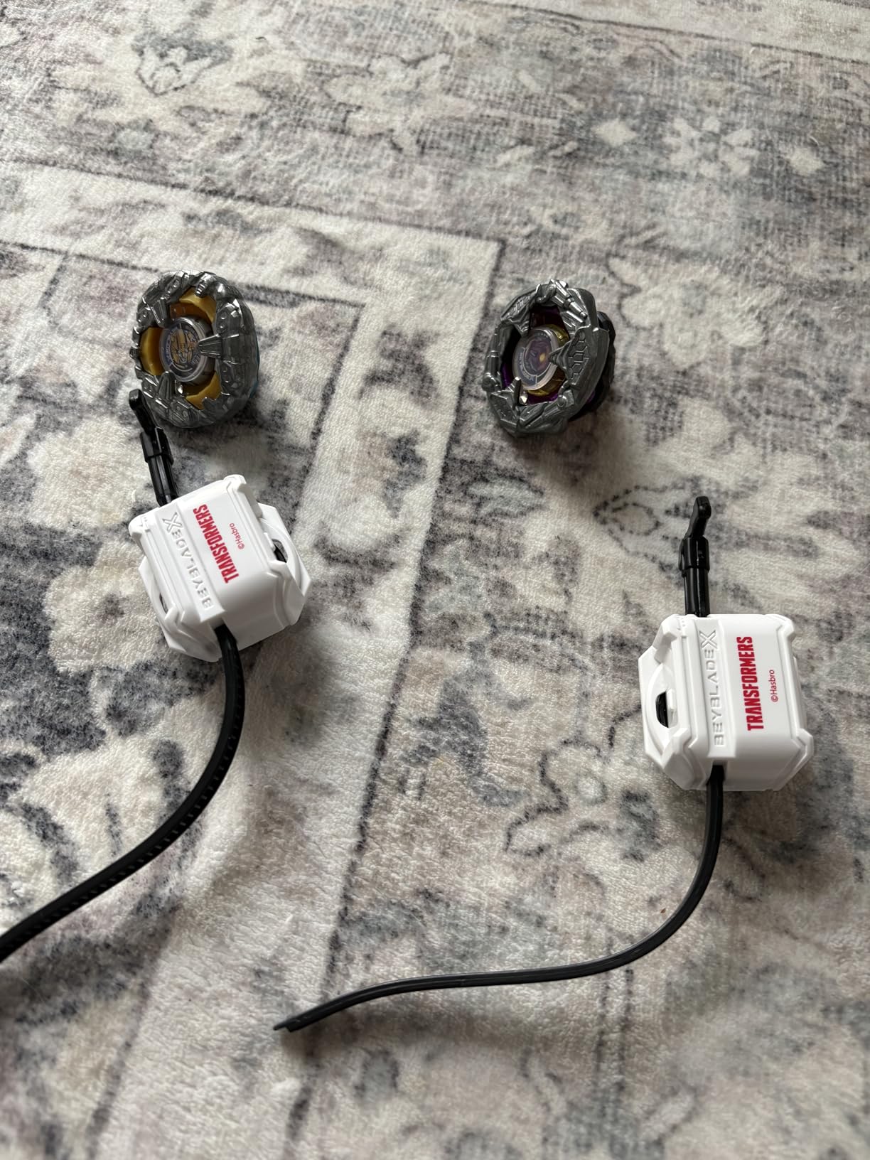 Transformers Beyblade X Bumblebee vs Shockwave trottole 2 pack