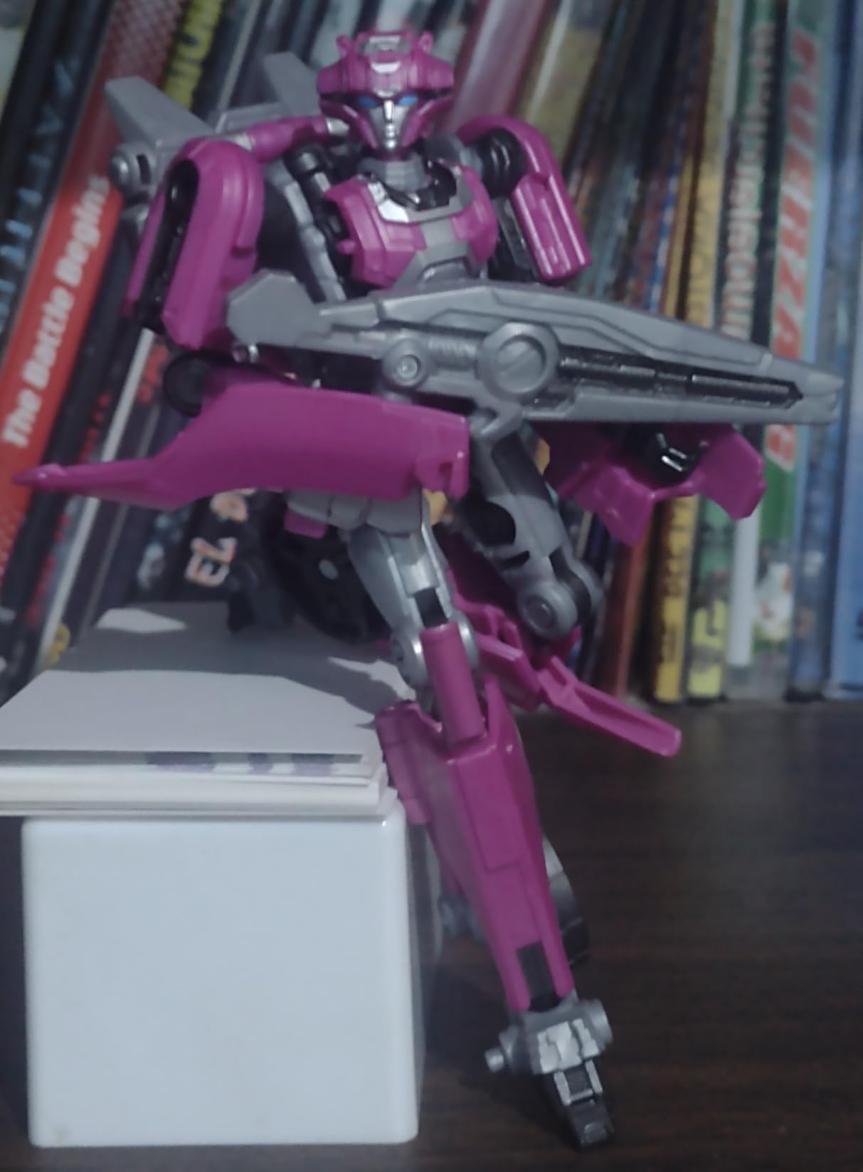Transformers Studio Series Elita 1 Action Figure Deluxe