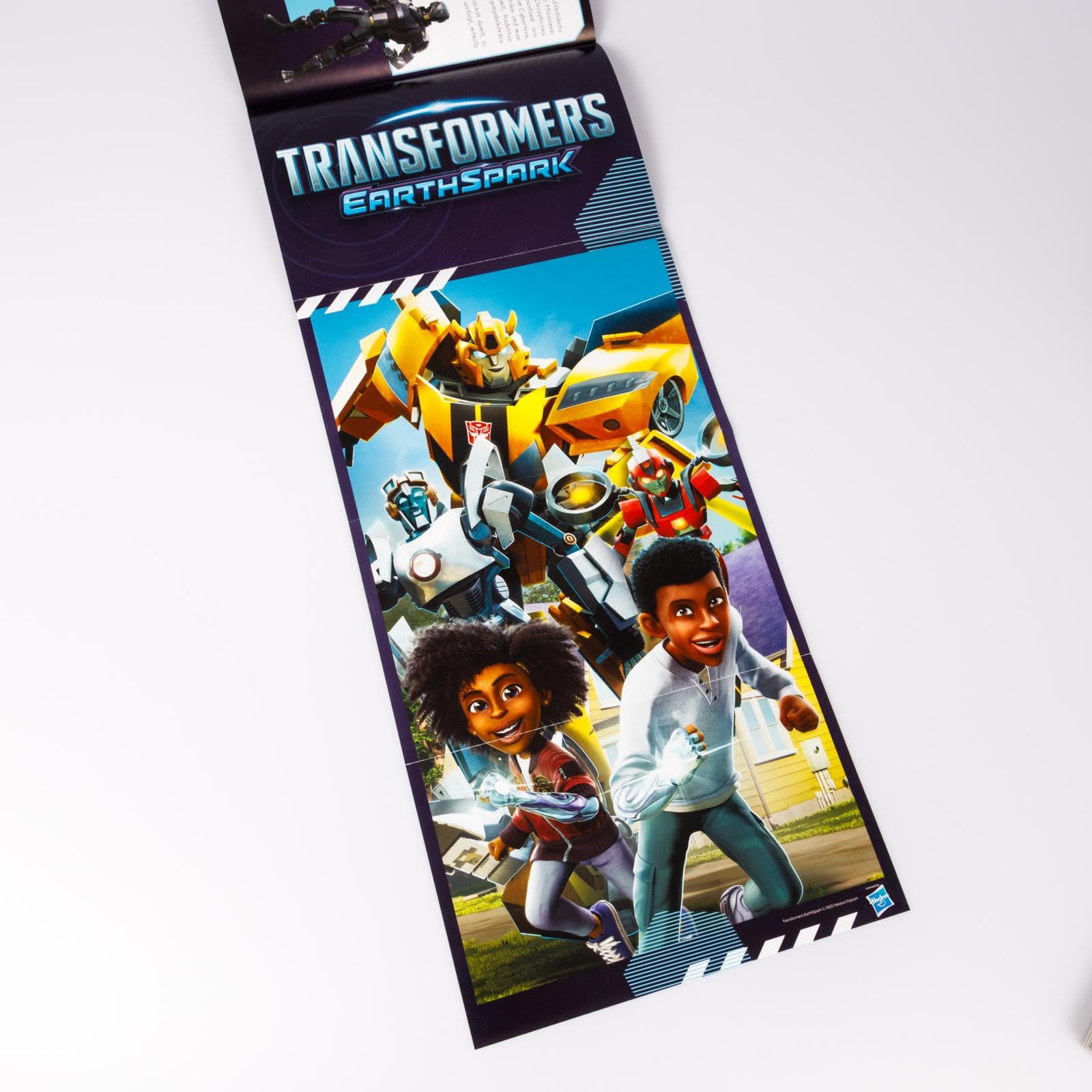 Transformers Earthspark guida ufficiale libro personaggi