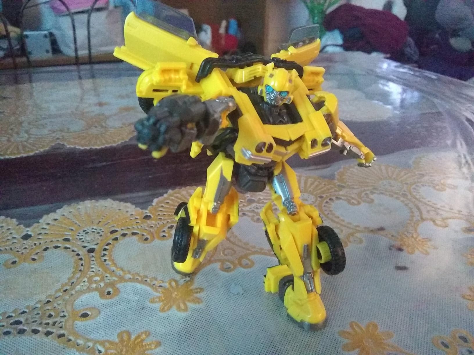 Transformers Studio Series 100 Bumblebee action figure 11 cm Camaro