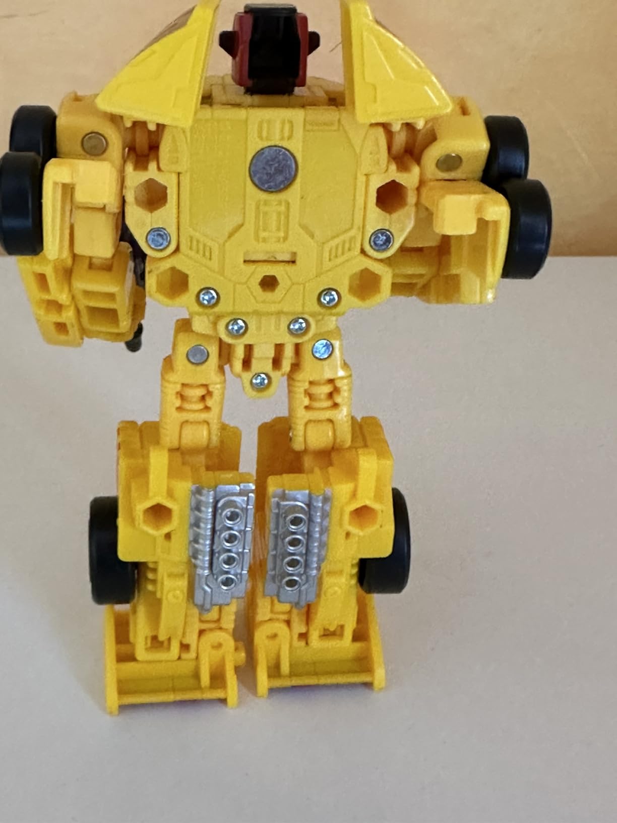 Transformers Legacy Dragstrip action figure Deluxe 14 cm Menasor