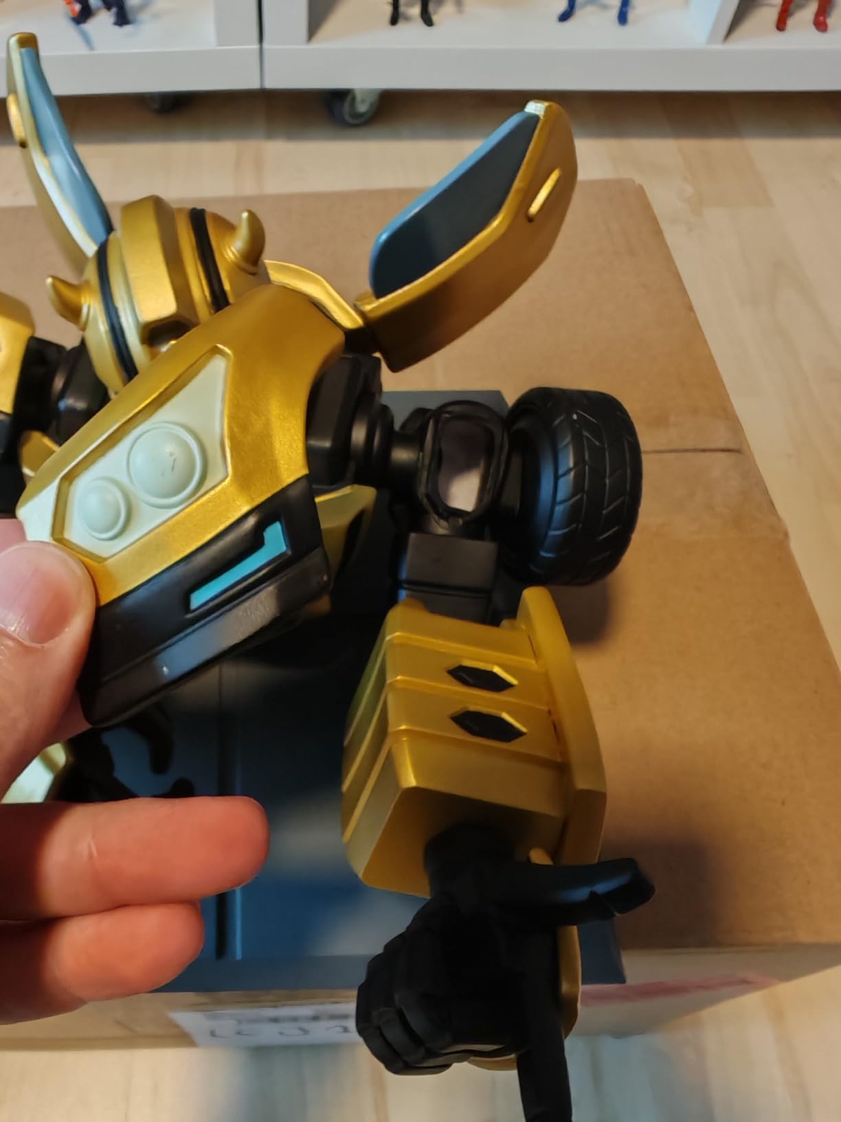 Transformers Bumblebee Emcee statua vinile 20 cm Quiccs oro