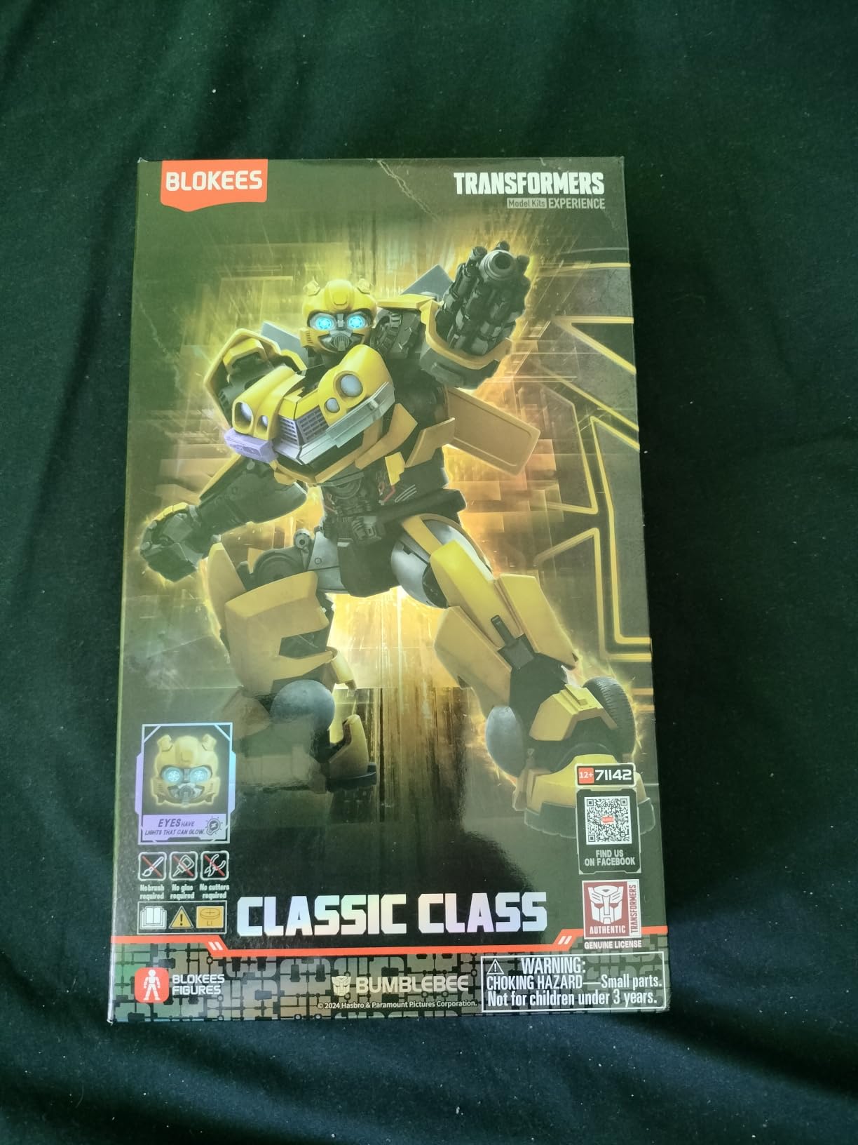 Transformers Blokees Classic 02 Bumblebee model kit da costruire