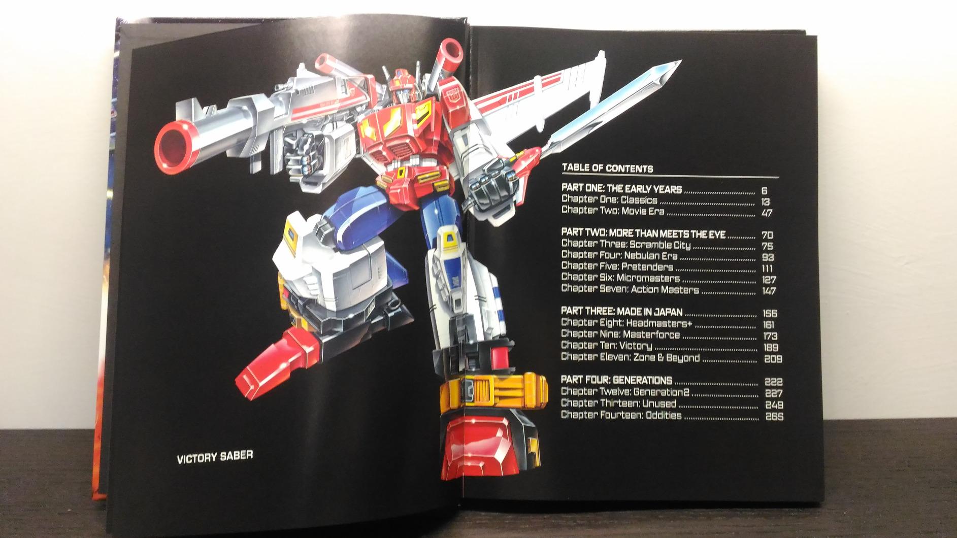 Transformers Legacy Art of Packaging libro illustrato inglese