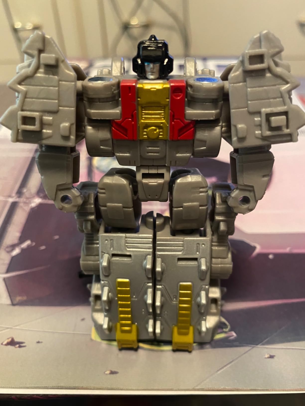 Transformers Legacy Dinobot Scarr Action Figure 8,5 cm Volcanicus
