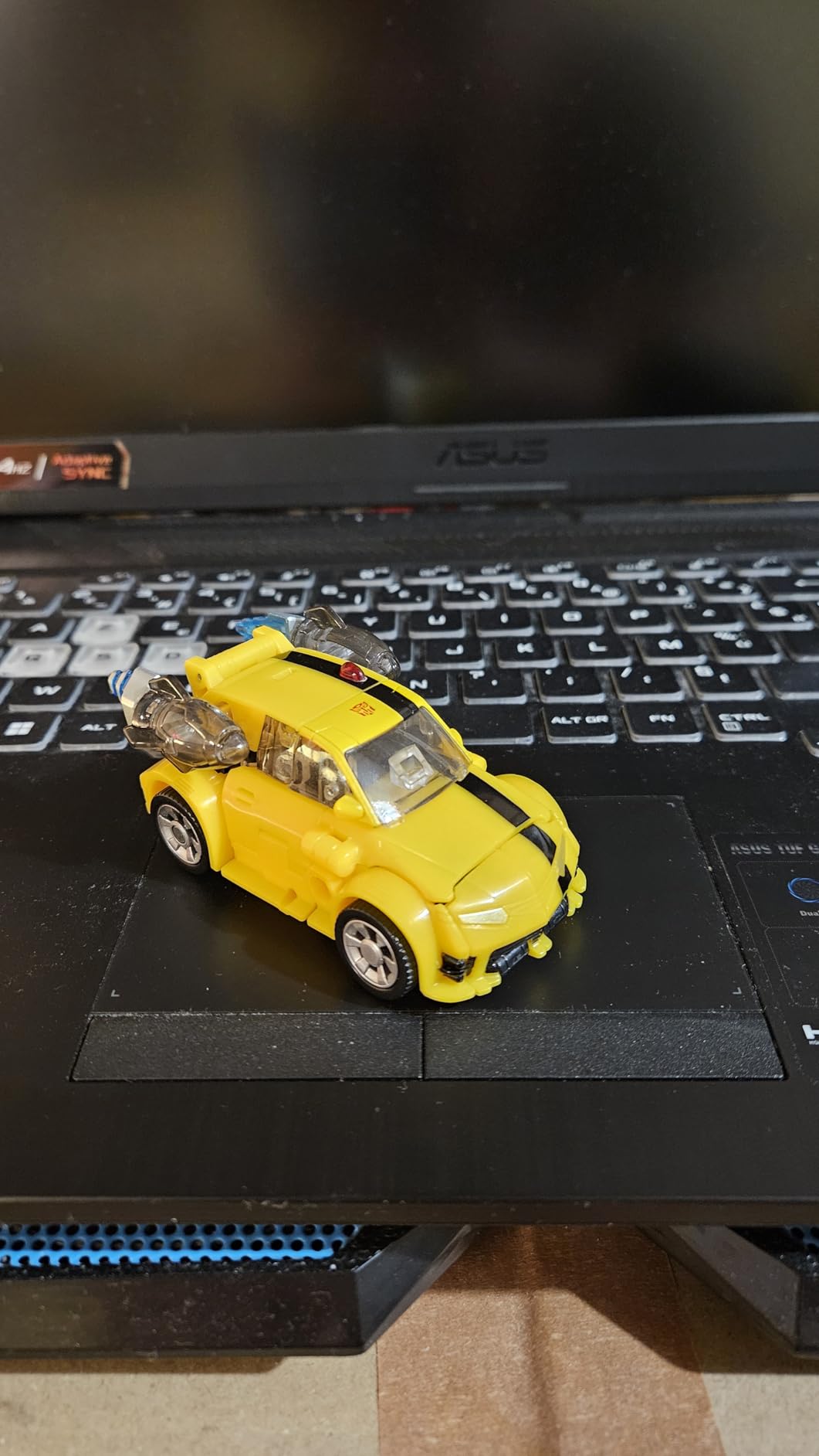 Transformers Legacy Bumblebee Action Figure 14 cm Animated