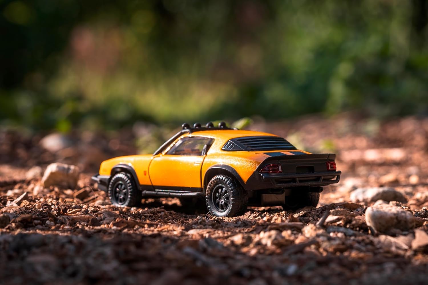 Transformers T7 Bumblebee auto pressofusa 1:32 12,5 cm