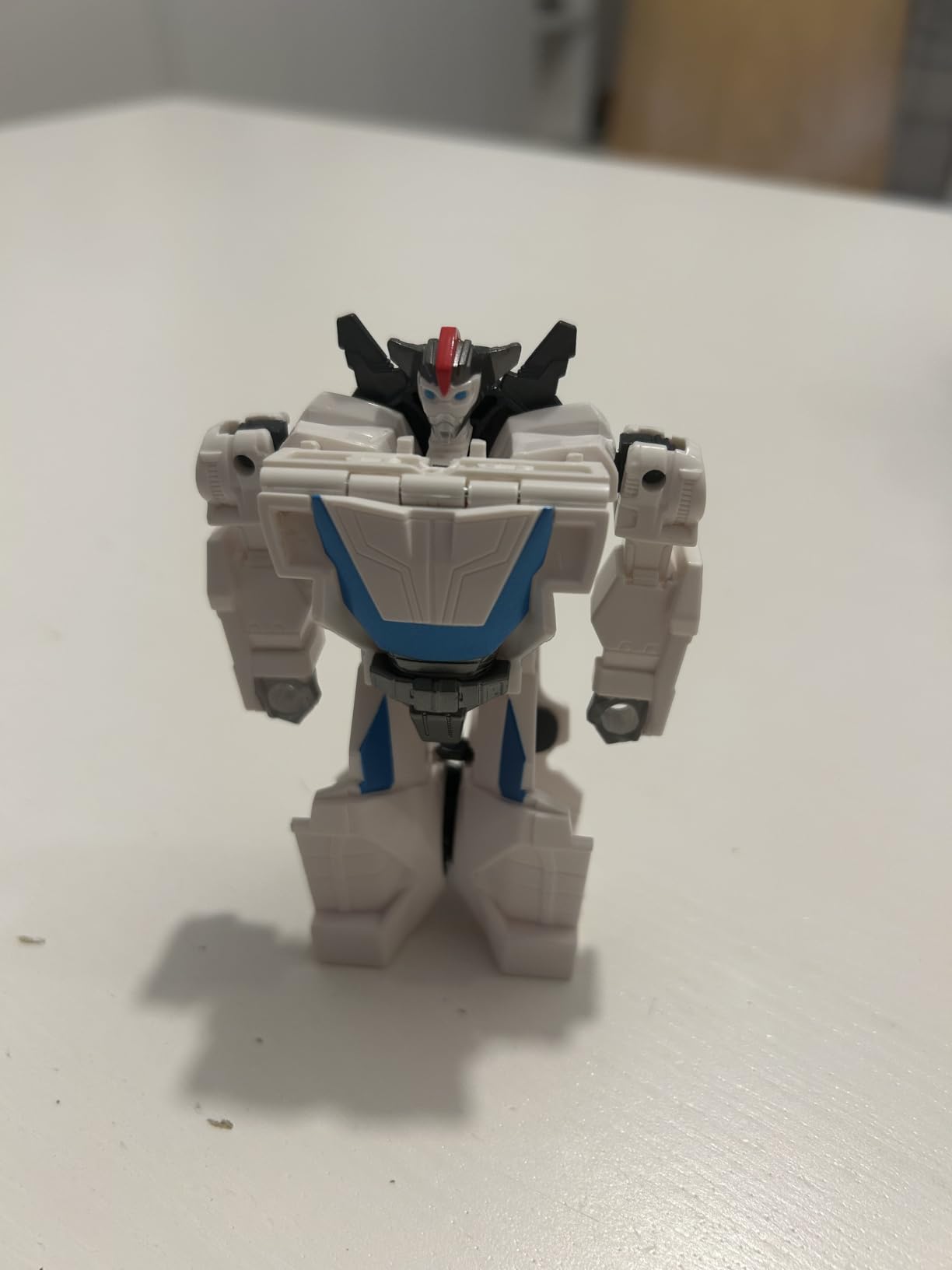 Transformers EarthSpark Wheeljack action figure 10 cm lancio