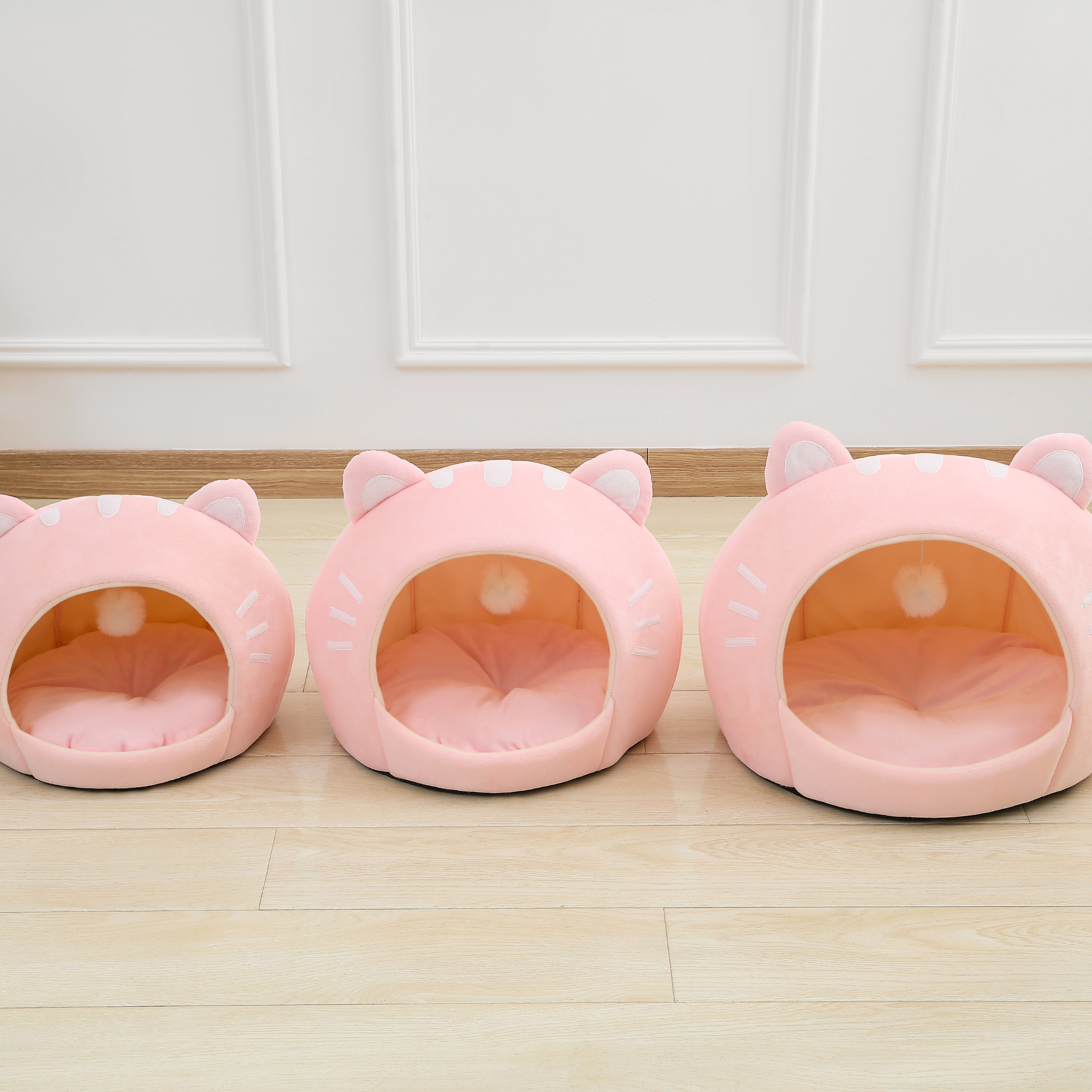 ToyalFriends Pet Beds Pink Cat Shape cuccia gatto rosa M 36cm