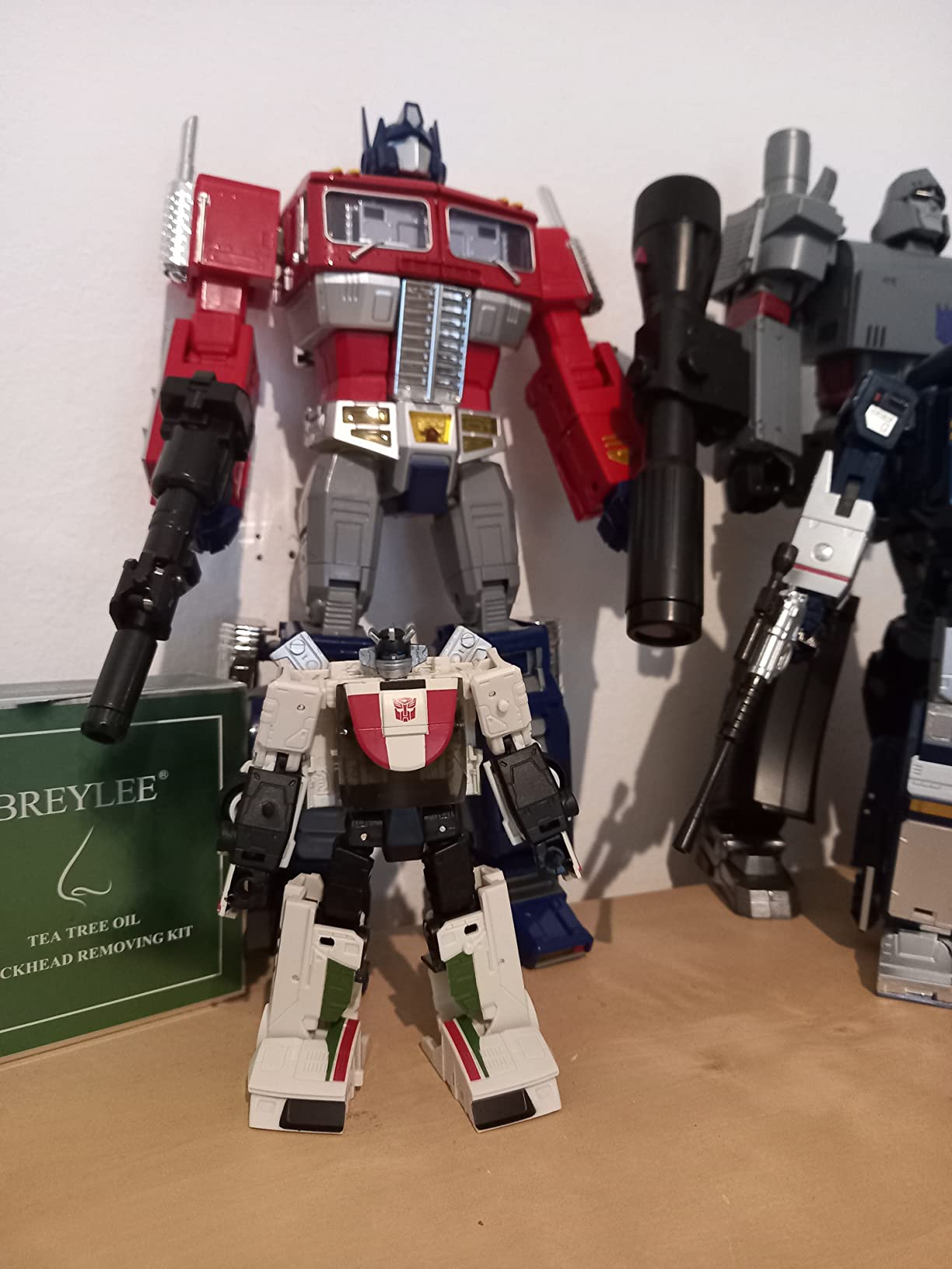 Transformers Kingdom WFC-K24 Wheeljack action figure 13,5 cm