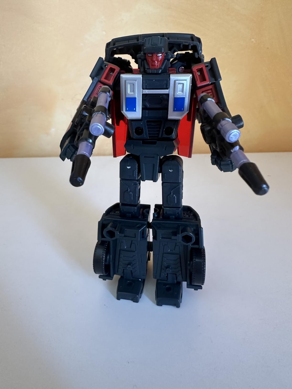 Transformers Legacy Wild Rider action figure 14 cm Decepticon