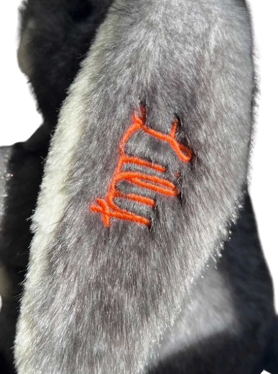 La Pelucherie Personalisation orecchio coniglio Ernest ricamo nome