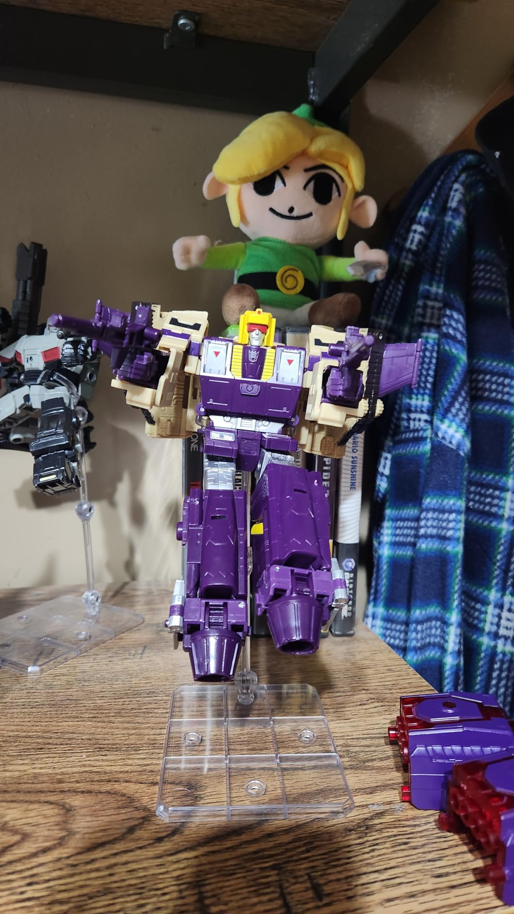 Transformers Legacy Blitzwing Leader tripla conversione action figure 17cm