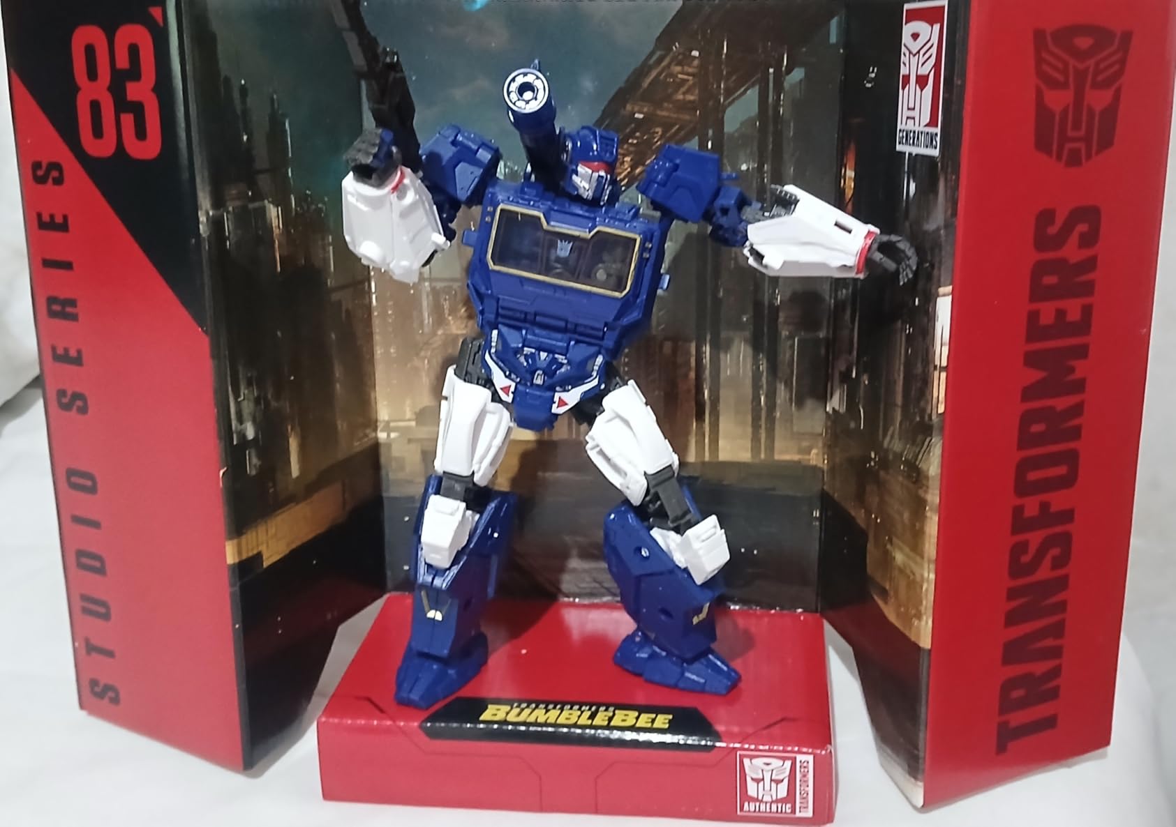 Transformers Studio Series 83 Soundwave action figure astronave 16,5 cm