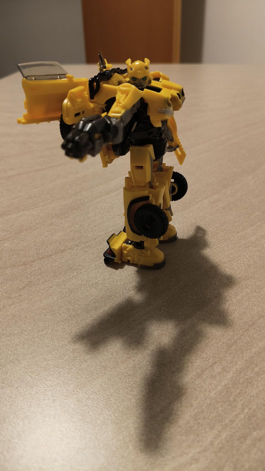 Transformers Studio Series 100 Bumblebee action figure 11 cm Camaro
