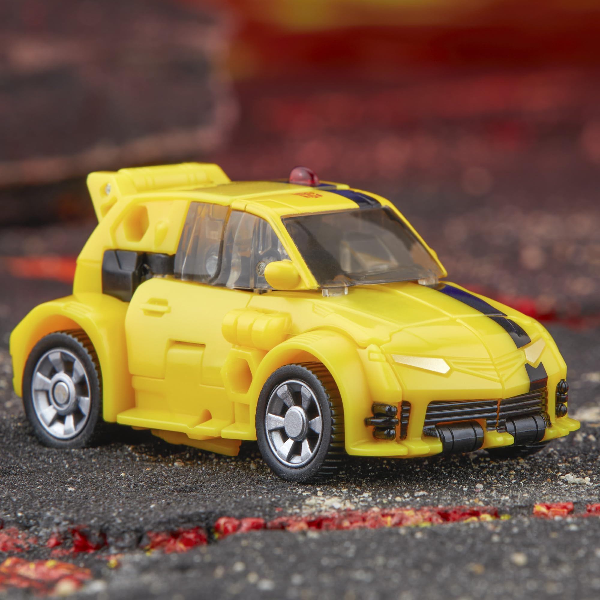 Transformers Legacy Bumblebee Action Figure 14 cm Animated