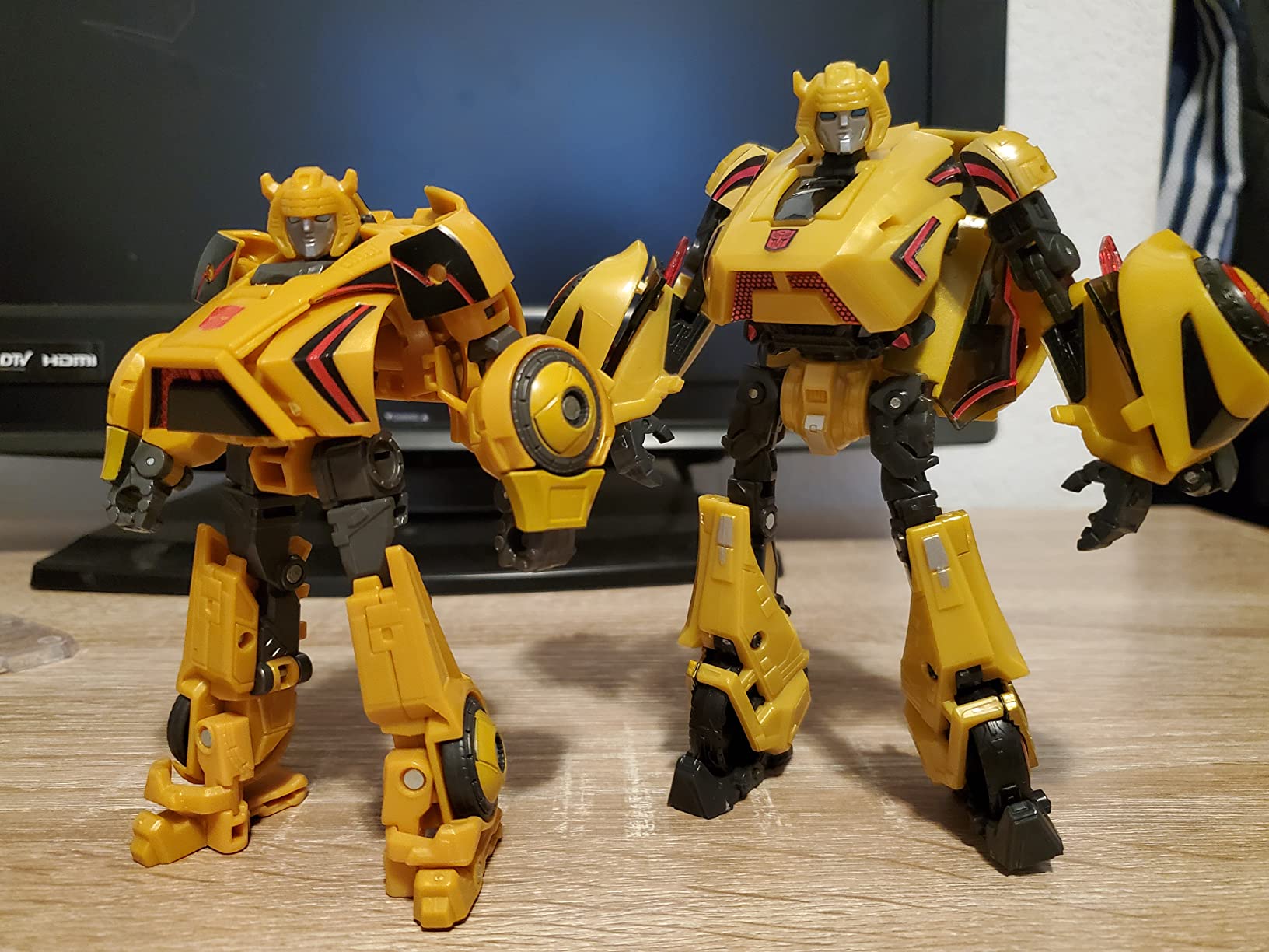 Transformers Studio Series 01 Bumblebee action figure 11,4 cm snodabile