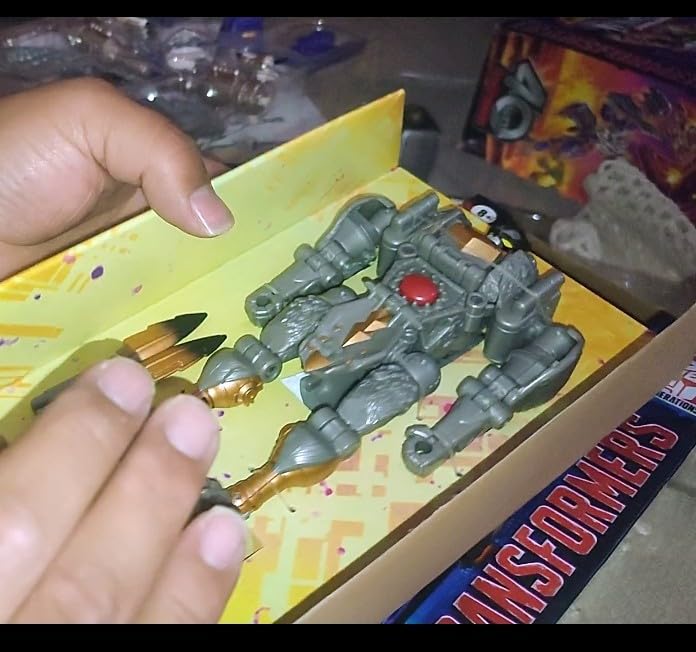 Transformers Legacy Silverbolt action figure Voyager 17,5 cm