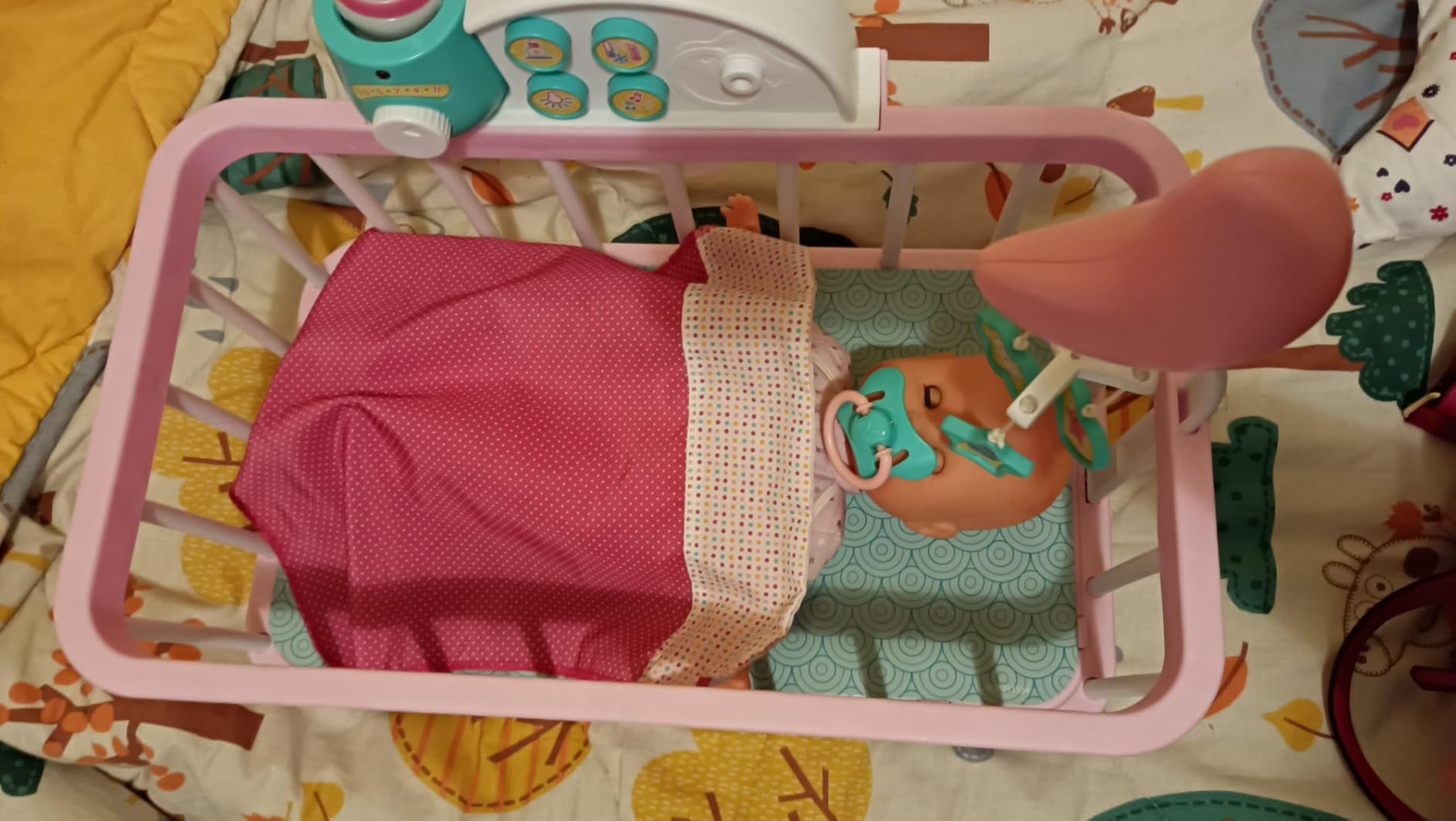 Nenuco Culla Dolce Nanna bambola 35 cm con culla interattiva