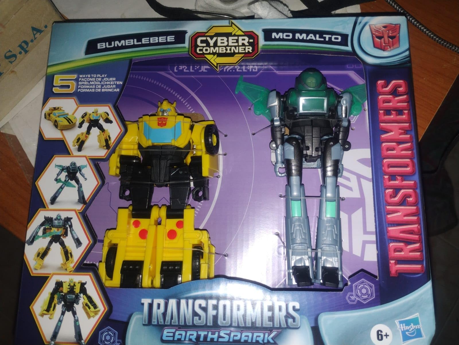 Transformers EarthSpark Bumblebee Mo Malto action figure 12,5 cm auto