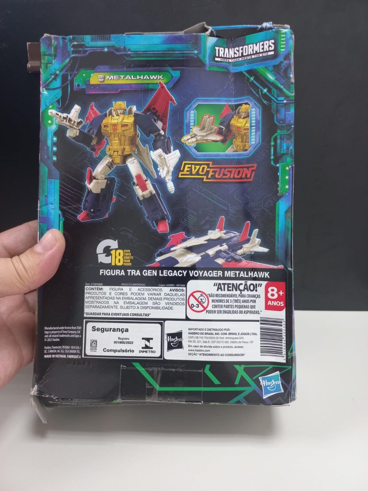 Transformers Legacy Metalhawk action figure Voyager 17,5 cm
