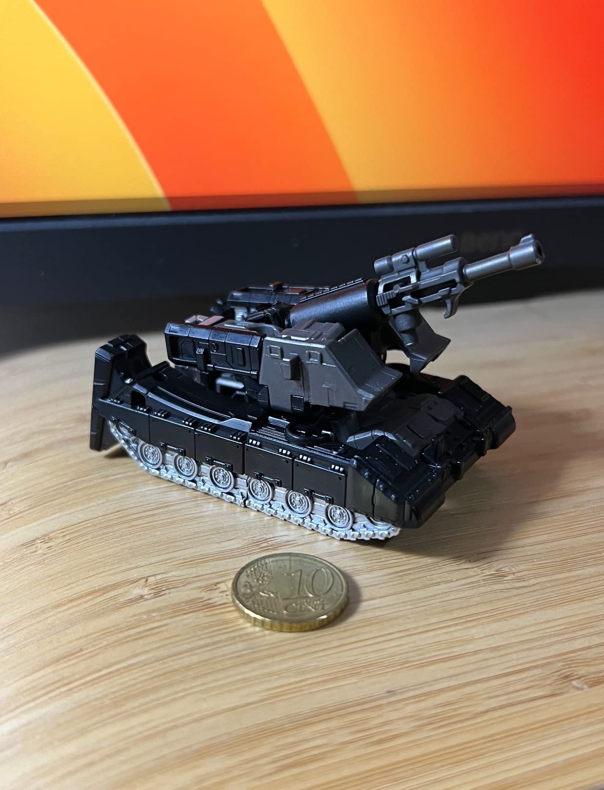 Transformers Kingdom WFC-K13 Megatron action figure 8,5 cm