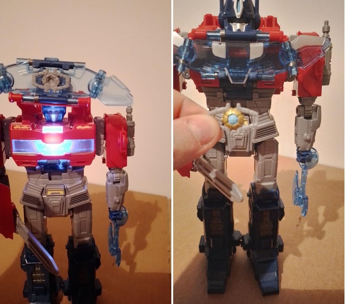 Transformers One Power Flip Optimus Prime action figure camion luci