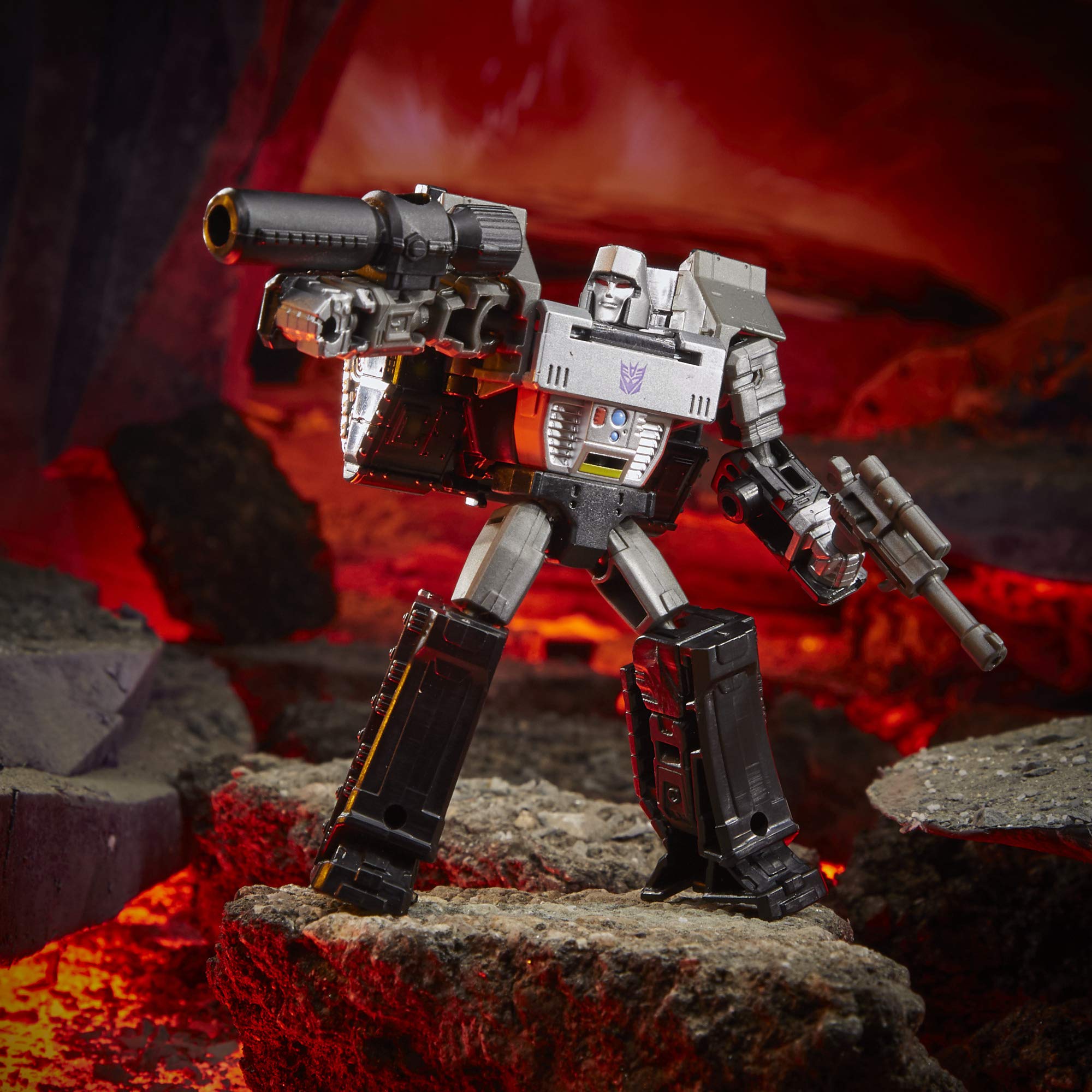 Transformers Kingdom WFC-K13 Megatron action figure 8,5 cm