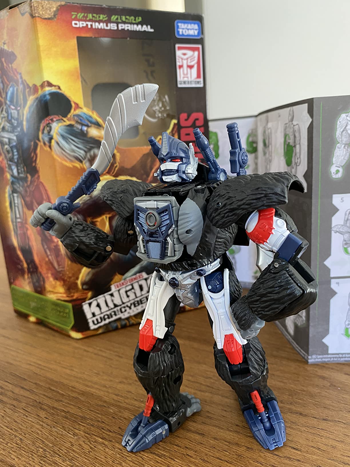 Hasbro Transformers Kingdom Optimus Primal action figure 17,5cm