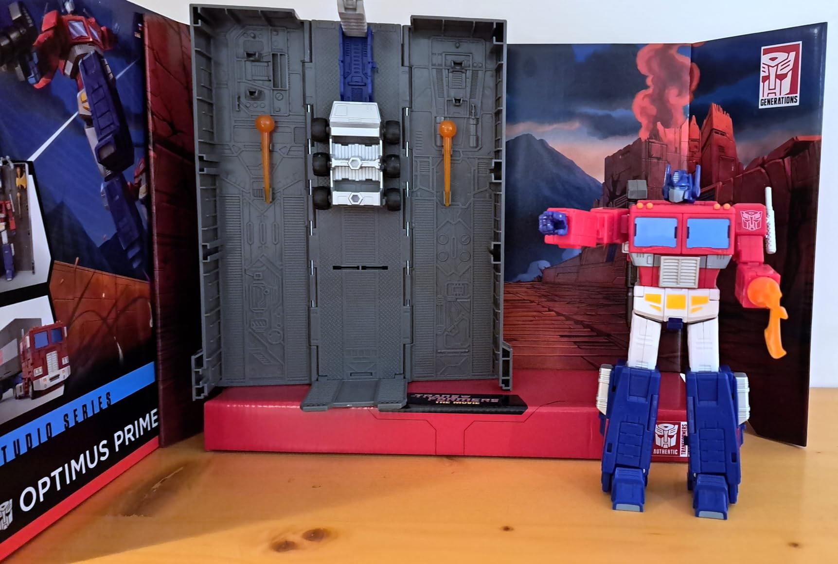 Transformers Studio Series 86-31 Optimus Prime 17,5 cm Camion