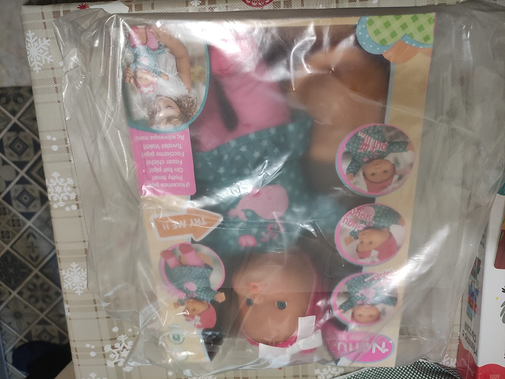 Nenuco Baby Talks Facciamo Pipì bambola 25 cm con vasino