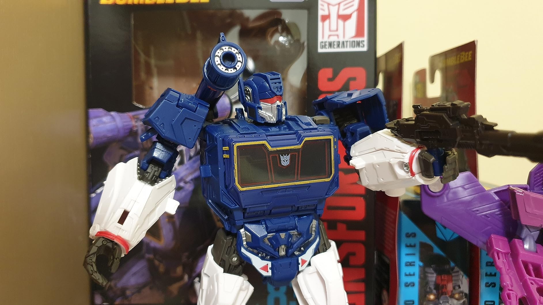Transformers Studio Series 83 Soundwave action figure astronave 16,5 cm