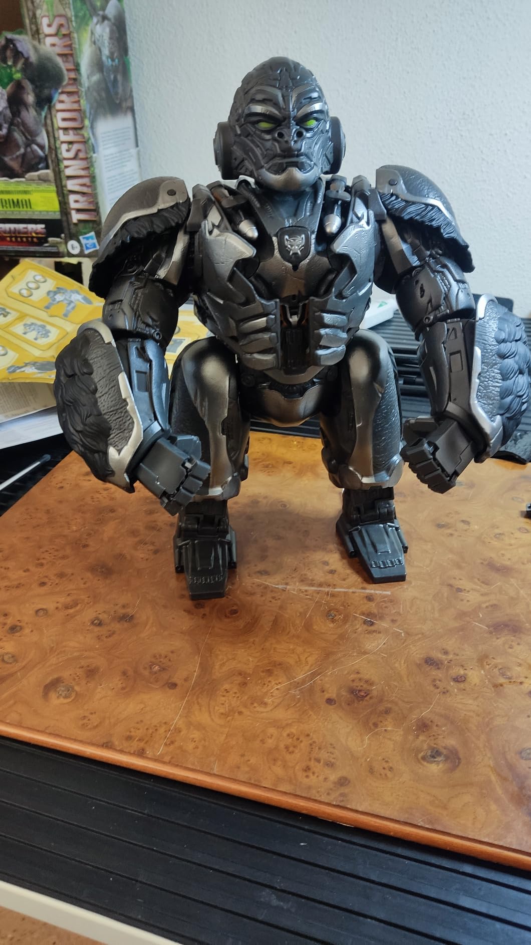 Transformers Rise of the Beasts Command Convert Optimus Primal elettronico 31,5 cm