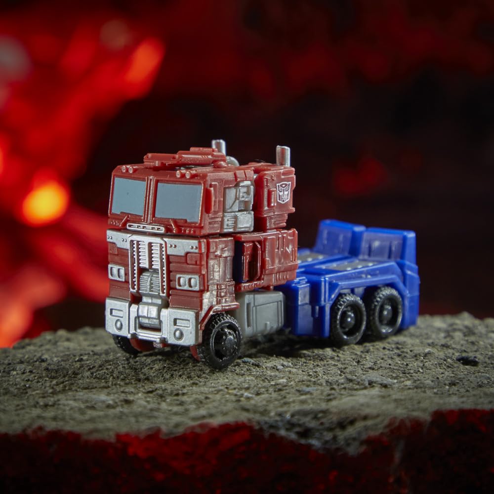 Transformers Kingdom WFC-K1 Optimus Prime action figure 8,5 cm camion