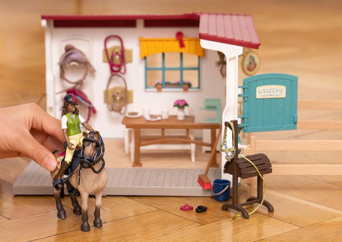 Schleich Horse Club Scuderia 42591 playset cavalli con accessori